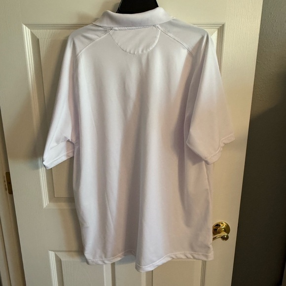 Eagle Dry Goods E Golf Performance
Pique Advantage White Raglan Polo 1/4
Zip - Picture 2 of 7